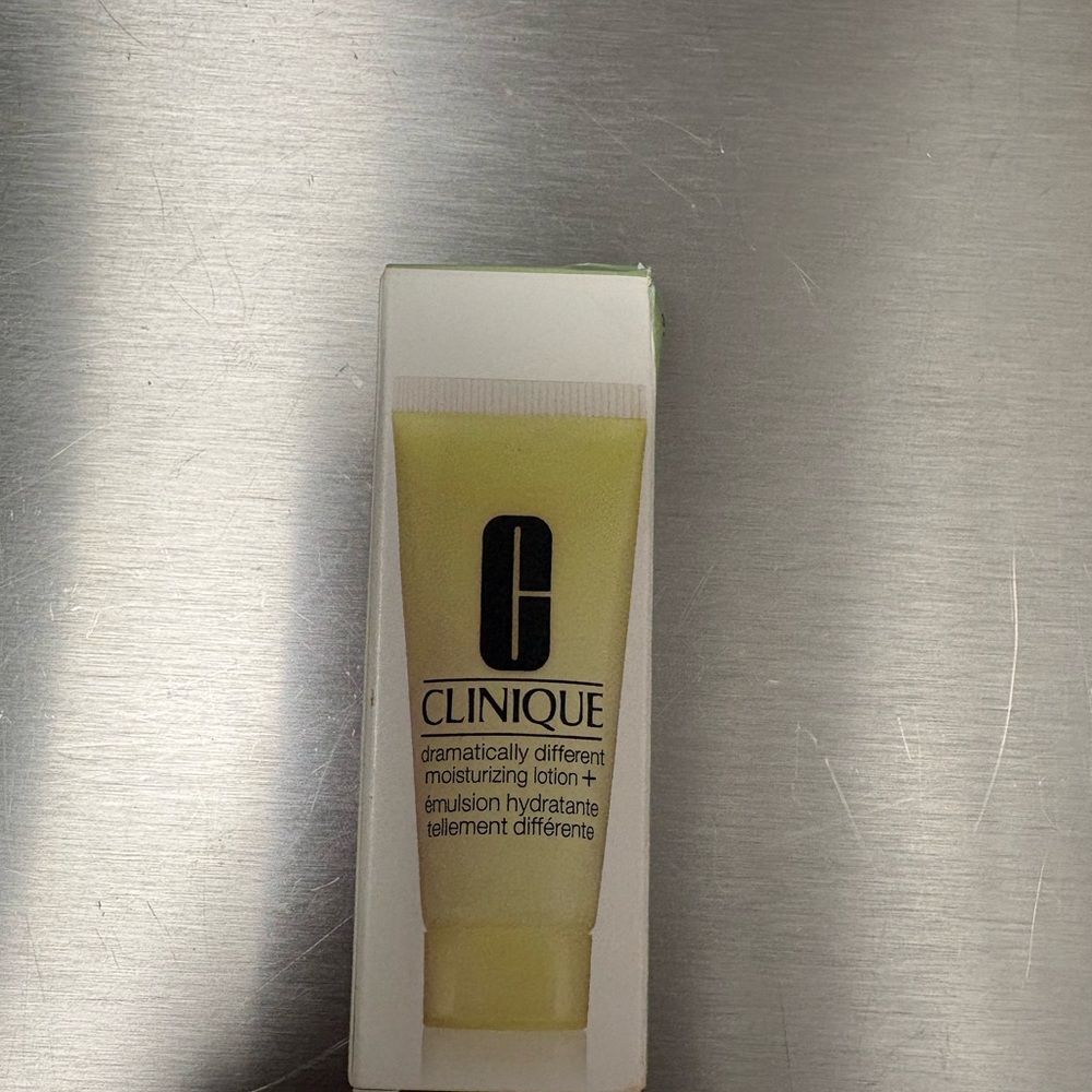 Clinique Dramatically Different Moisturizing Lotion+ Yellow Tube